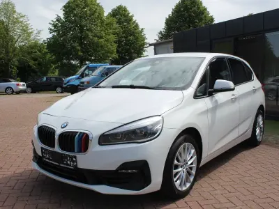 Gebraucht BMW 218 Active Tourer Advantage 150 PS (110 kW) 2019 Weiß Van / Kleinbus