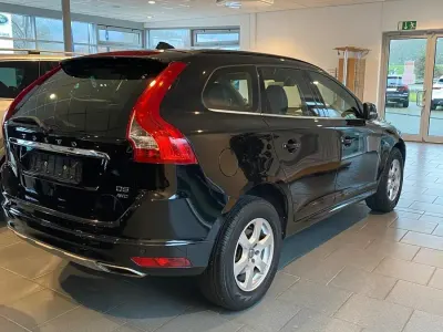 Gebraucht Volvo XC60 220 PS (161 kW) 2016 Schwarz SUV