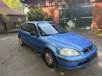 Usata Honda Civic 90 CV (66 kW) 1997 Blu Utilitaria