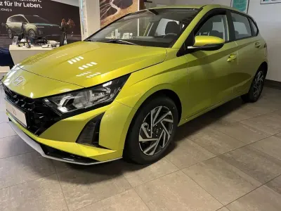 Neu Hyundai i20 Trend 101 PS (74 kW) 2025 Lucid lime Kleinwagen