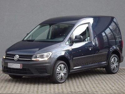 Blau Gebraucht 2018 VW Caddy Trendline Van / Kleinbus | 16.980 € (Fairer Preis)