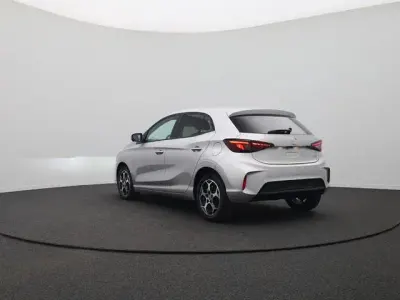 Neu MG MG3 Luxury 194 PS (142 kW) 2026 Medal silver medal silver Kleinwagen