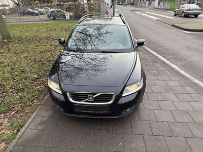 Gebraucht Volvo V50 Kinetic 125 PS (91 kW) 2009 Black sapphire metallic Kombi