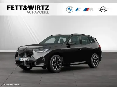 Gebraucht BMW X3 M Sport 208 PS (152 kW) 2025 Saphirschwarz metallic SUV