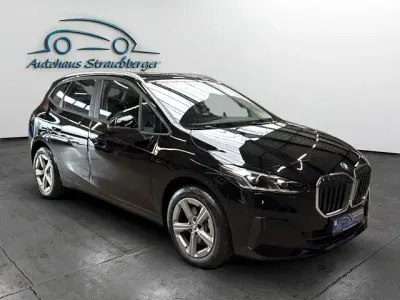 Gebraucht BMW 218 Active Tourer Luxury Line 136 PS (100 kW) 2024 Schwarzkeine angabe Van / Kleinbus