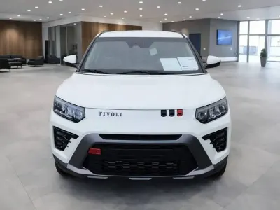 Neu KGM Tivoli 163 PS (119 kW) 2026 Weiß SUV