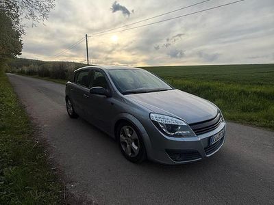 Usata Opel Astra 129 CV (94 kW) 2004 Andere farben Utilitaria