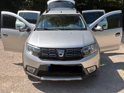 Gebraucht Dacia Sandero Stepway 90 PS (66 kW) 2018 Silber SUV