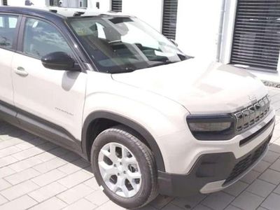 Neu Jeep Avenger Altitude 101 PS (74 kW) 2025 Platinum silver SUV