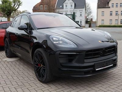 Second-hand Porsche Macan GTS 441 CP (324 kW) 2024 Negru SUV