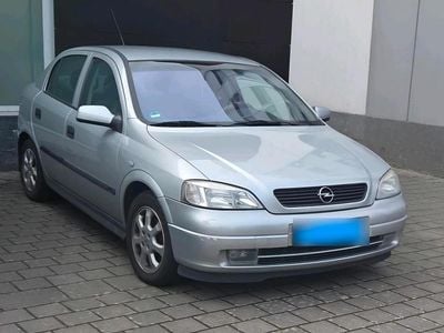Gebraucht Opel Astra 75 PS (55 kW) 2001 Silber Limousine