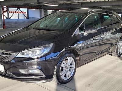 Schwarz Gebraucht 2017 Opel Astra Dynamic Kombi | 9.999 € (Fairer Preis)