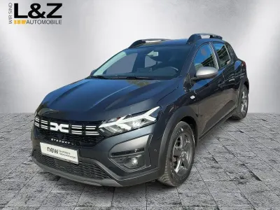 Usata Dacia Sandero Expression 91 CV (66 kW) 2023 Grigio Berlina