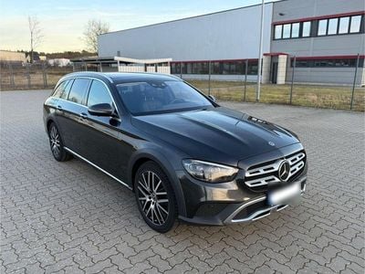 Gebraucht Mercedes E400 330 PS (242 kW) 2021 Grau Kombi