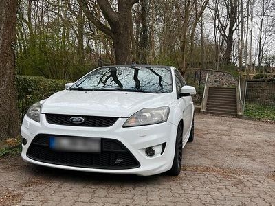 Gebraucht Ford Focus ST 226 PS (166 kW) 2008 Weiß Limousine