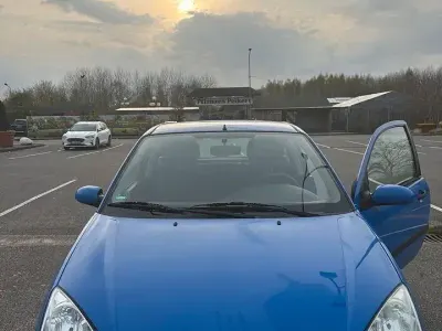 Brugt Ford Focus 101 HK (74 kW) 2003 Blå Hatchback