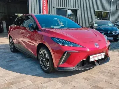 Gebraucht MG MG4 EV Luxury 2023 Andere Kleinwagen