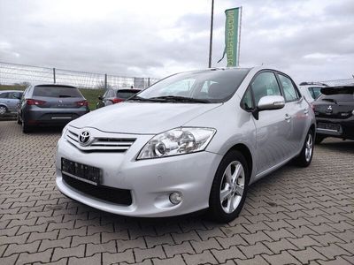 gebraucht Toyota Auris Edition 132PS! Klima+SHZ+PDC+Alu+Allwette