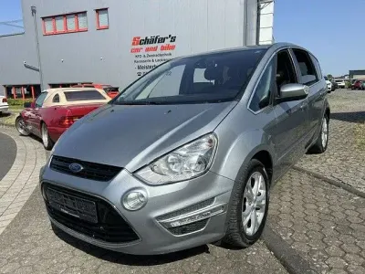 Gebraucht Ford S-MAX Titanium 200 PS (147 kW) 2013 Grau Van / Kleinbus