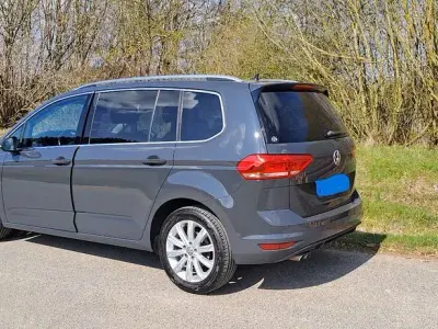 Occasion VW Touran Highline 150 ch (110 kW) 2017 Gris Monospace