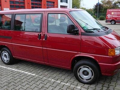 Gebraucht VW T4 110 PS (80 kW) 1995 Rot Van