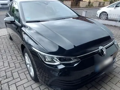Gebraucht VW Golf VIII Life 116 PS (85 kW) 2023 Schwarz Limousine