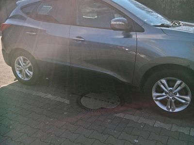 Gebraucht Hyundai ix35 163 PS (119 kW) 2012 Grau SUV