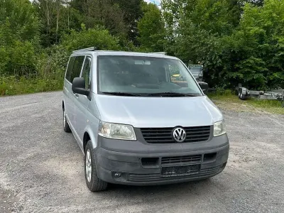 Gebraucht VW Caravelle 131 PS (96 kW) 2009 Grau Van