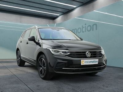 Gebraucht VW Tiguan Move 150 PS (110 kW) 2023 Schwarz SUV