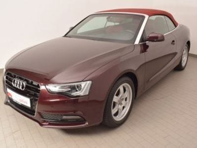 Gebraucht Audi A5 Cabriolet Design 170 PS (125 kW) 2015 Rot metallic Cabrio