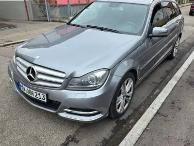 Gebraucht Mercedes C250 204 PS (150 kW) 2012 Silber Limousine