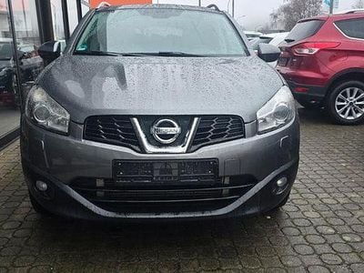 Grau Gebraucht 2011 Nissan Qashqai Tekna SUV | 7.900 € (Fairer Preis)