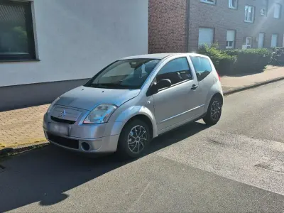 Gebraucht Citroën C2 60 PS (44 kW) 2007 Silber Kleinwagen