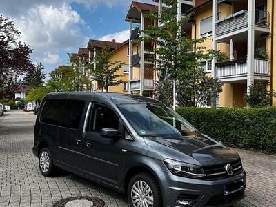 Second-hand VW Caddy Maxi 125 CP (91 kW) 2018 Argintiu Monovolum