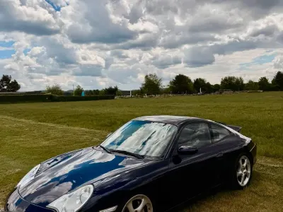 Gebraucht Porsche 911 Carrera 4 320 PS (235 kW) 2004 Blau Coupé