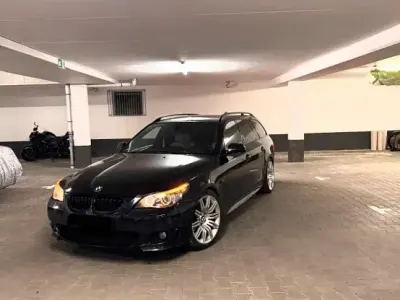 Gebraucht BMW 525 Comfort Edition 197 PS (144 kW) 2010 Schwarz Kombi