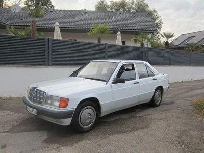 Usata Mercedes 190 109 CV (80 kW) 1990 Bianco Berlina
