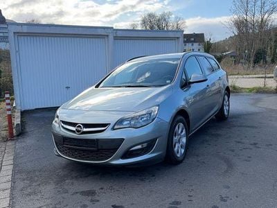 Gebraucht Opel Astra Energy 110 PS (80 kW) 2014 Silber Limousine