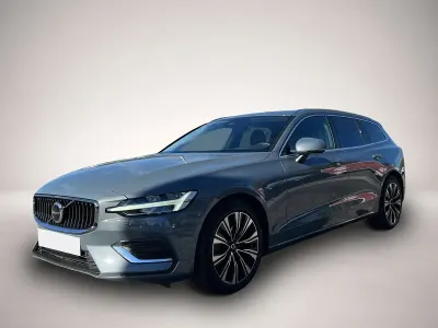 Gebraucht Volvo V60 Plus 197 PS (144 kW) 2022 Grau Kombi