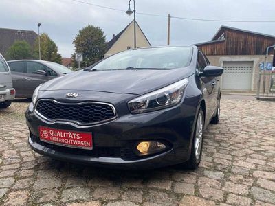 gebraucht Kia Ceed Ceed /Edition 7 *SHZG*PDC*