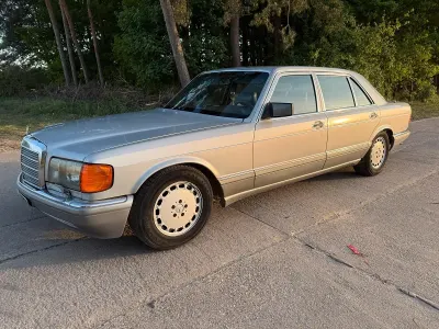 Gebraucht Mercedes S560 300 PS (220 kW) 1989 Silber Limousine