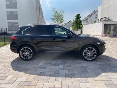 Schwarz Gebraucht 2011 Porsche Cayenne SUV | 15.999 € (Fairer Preis)