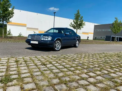 Używany Mercedes 230 132 KM (97 kW) 1989 Coupe