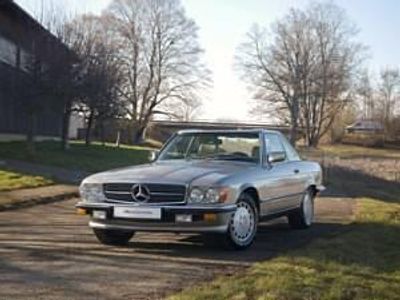Gebraucht Mercedes 560 230 PS (169 kW) 1989 Silber Cabrio