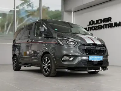 Usata Ford Tourneo Titanium 170 CV (125 kW) 2019 Grigio Monovolume