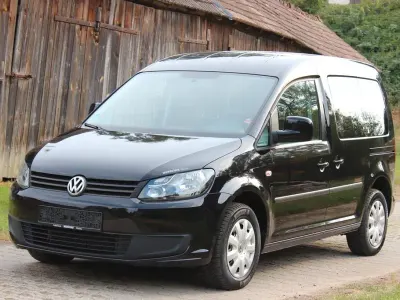 Gebraucht VW Caddy 102 PS (75 kW) 2012 Schwarz Van / Kleinbus