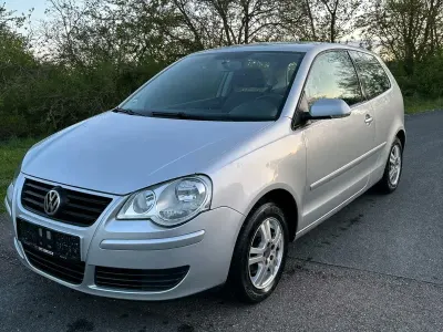 Gebraucht VW Polo 60 PS (44 kW) 2009 Silber Kleinwagen