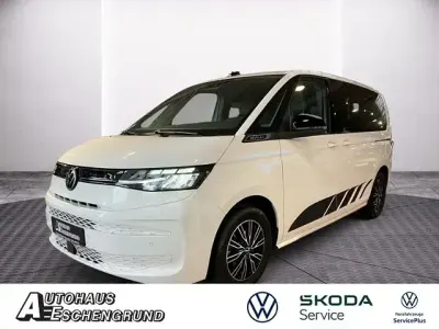 Gebraucht VW Multivan Life 150 PS (110 kW) 2022 Candyweiß Van / Kleinbus