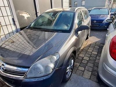 Gebraucht Opel Astra Innovation 116 PS (85 kW) 2010 Grau Kombi