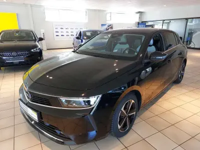 Gebraucht Opel Astra Elegance 131 PS (96 kW) 2022 Karbon schwarz Kleinwagen
